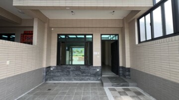 綠野仙蹤待售房屋