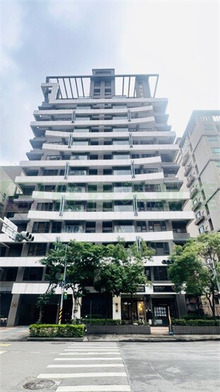 集英堡6待售房屋