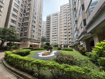 湯泉湯泉櫻花待售房屋