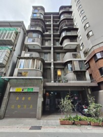 琥珀名厦待售房屋