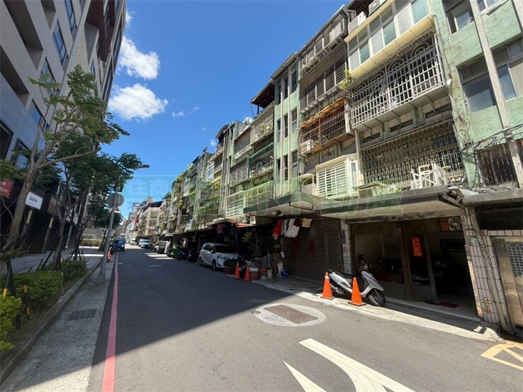 205松江民生捷運一樓