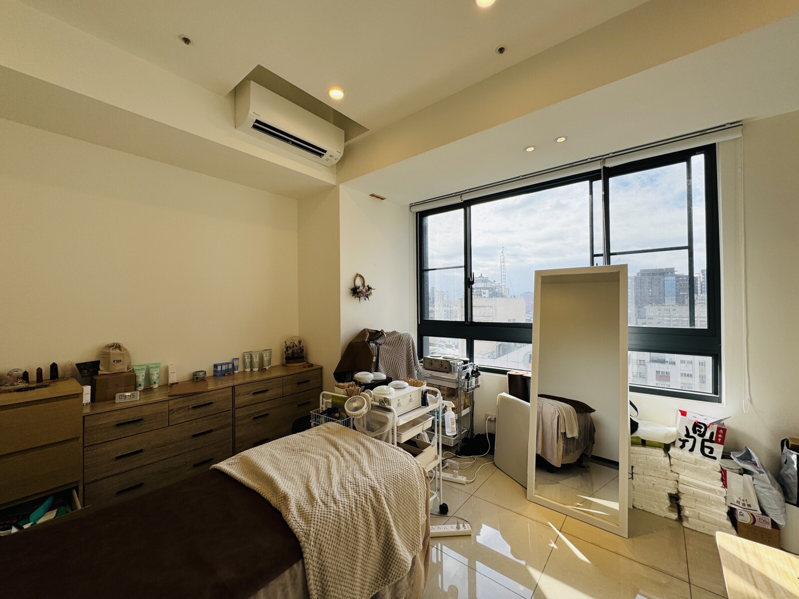 台北市大同區JR中山綻待售房屋