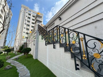 湖畔寶石捷待售房屋