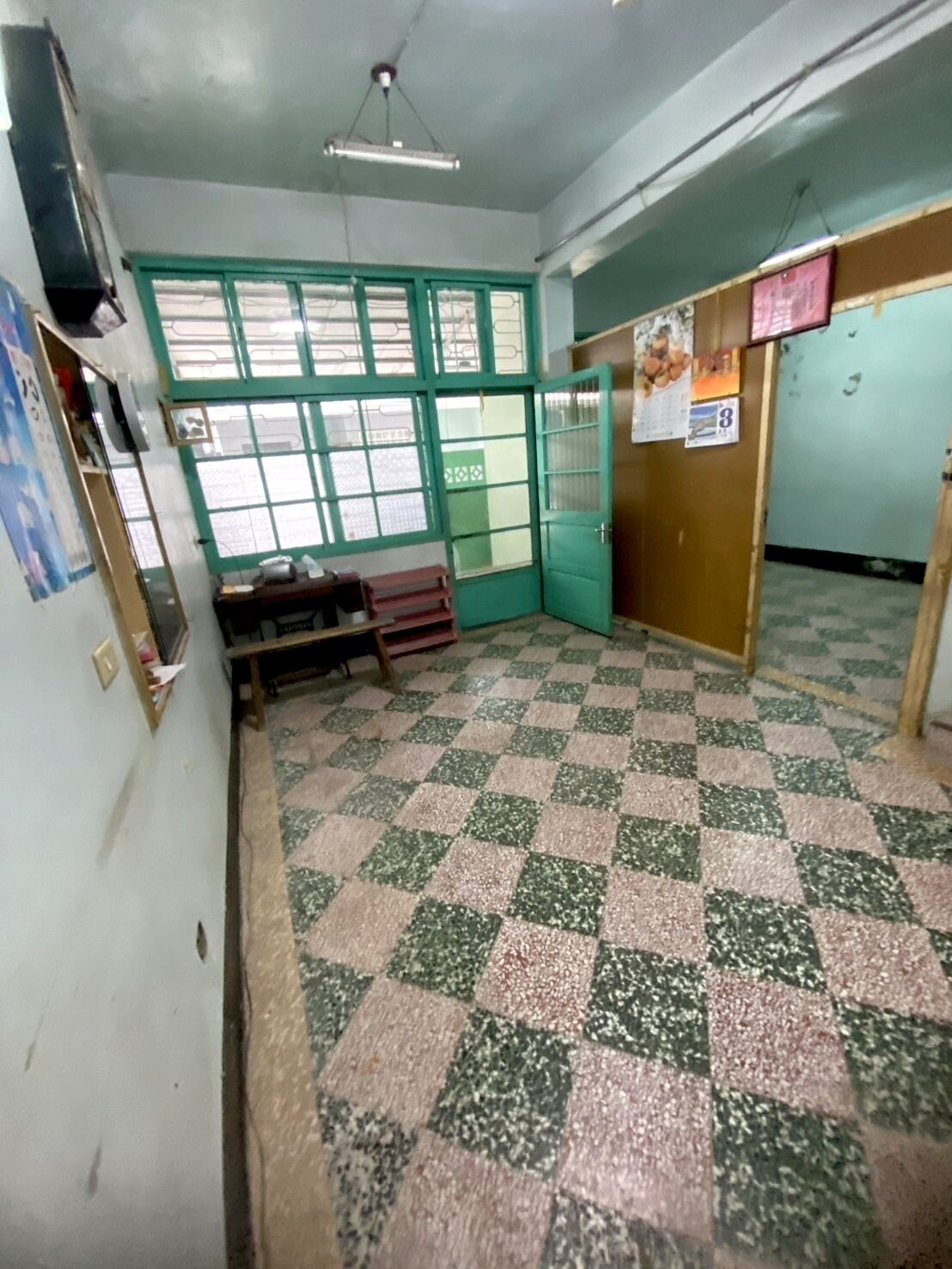 建國學區~便宜老透天