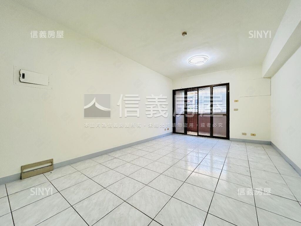 東陽富村三房車位