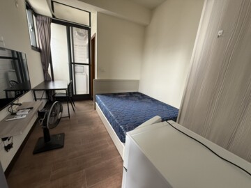 大學17待售房屋