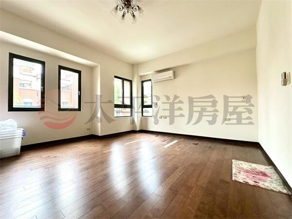樂屋_台中市龍井區裕國天泉溫泉會館待售房屋 台中市龍井區裕國天泉溫泉會館待售房屋
