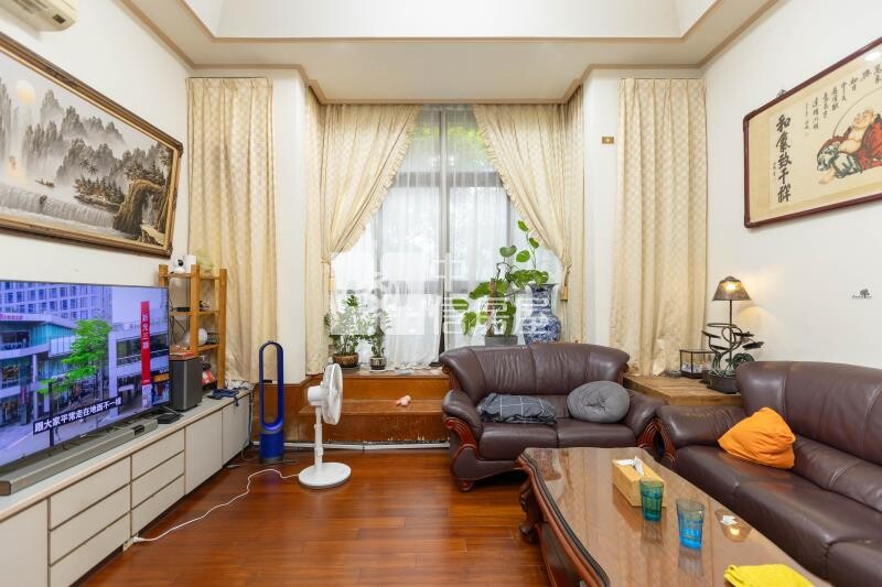 新店大空間透天