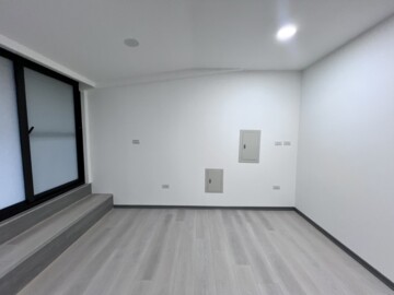 基隆市七堵區泰安路 - Image 1