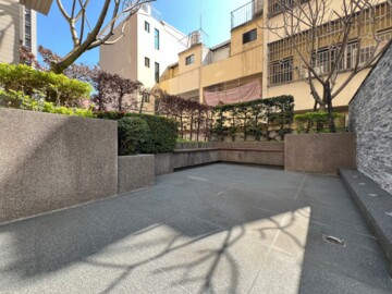 忠孝大地透天區待售房屋