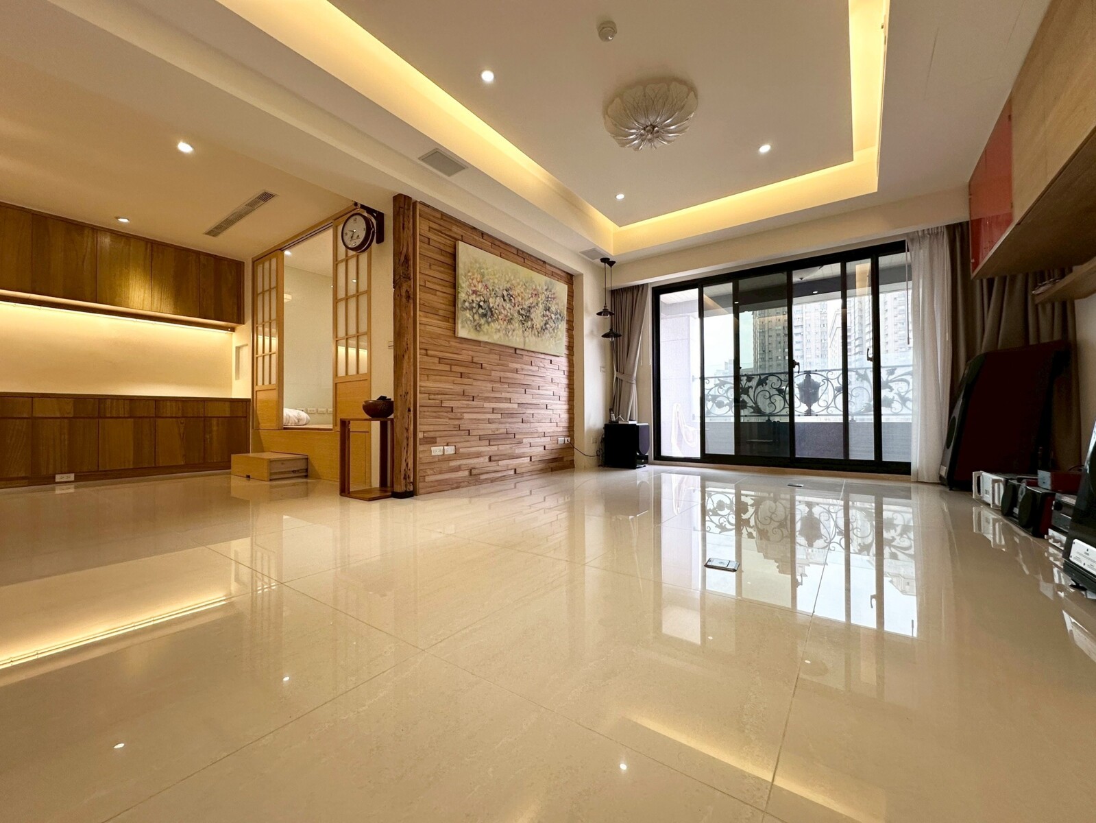 【奔馳】英橋帝苑輕豪宅景觀美3+1房雙車