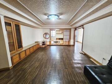 宏瑋宮廷大廈待售房屋