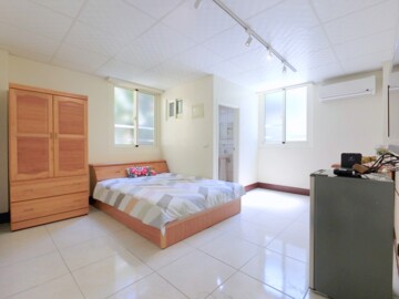 忠孝夜市旁✨雙租屋補助衛浴開窗飲水機子母車超大空間 - Image 1