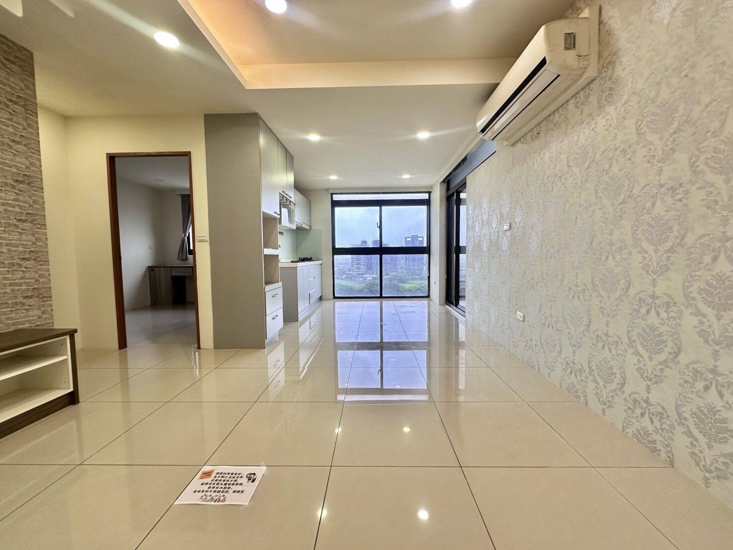 市區~挑高樓中樓3室+機械車位~近載熙國小