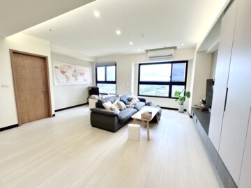 家悦家泰W站前待售房屋