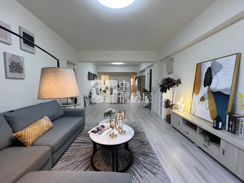 徐匯三民美妝電梯大四房