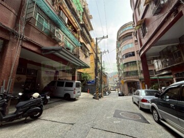 仁愛金鑽待售房屋
