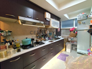 名人世界待售房屋