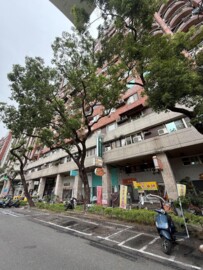 民權皇家大樓區待售房屋