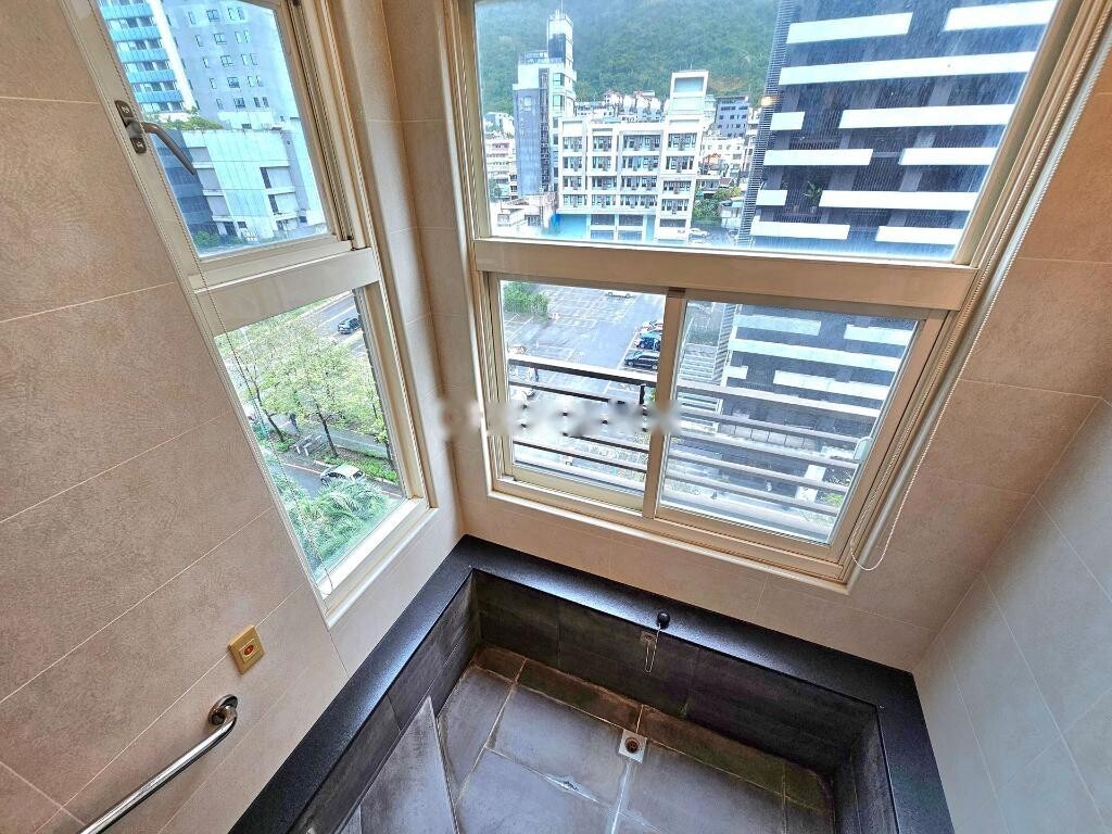 宜蘭縣礁溪鄉鳳凰喜來登待售房屋