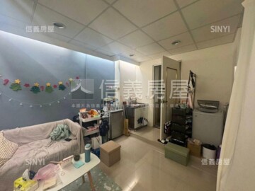 名人世界待售房屋