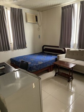 電梯套房對外窗處理垃圾近園區免費洗衣中央熱水 - Image 1