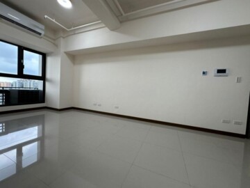 中正O8待售房屋