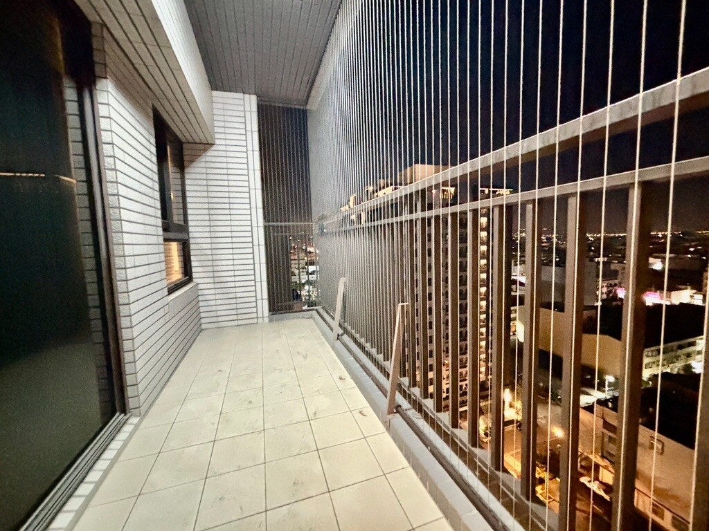 台中市梧棲區佳鋐樂灣待售房屋