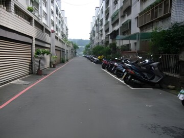 大江山社區公寓區待售房屋