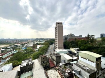 微笑莊園/合勤霄裡讚待售房屋