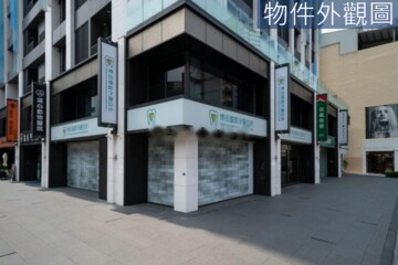 享京城｜凹子底捷運三角窗雙店面雙車位