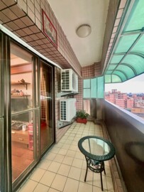 中泰宏園待售房屋