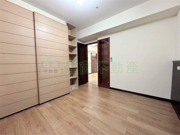 新北市三重區歌德花園莫札特區待售房屋