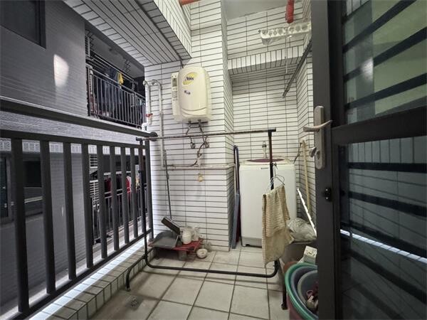 樂屋_高雄市楠梓區四季香頌待售房屋 高雄市楠梓區四季香頌待售房屋