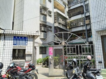 龍鄉三代待售房屋