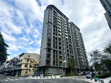 新業築森鄰待售房屋