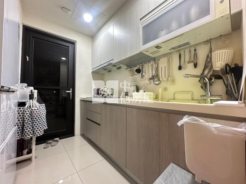 樂屋_台中市南區允將行旅待售房屋 台中市南區允將行旅待售房屋