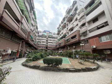 自由藝術宮廷待售房屋