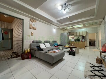 欣大中華路703巷3弄華廈待售房屋