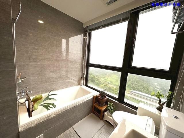 基隆市信義區信義之心待售房屋