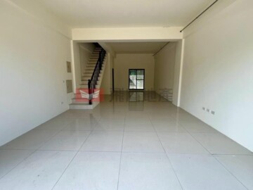 苗栗縣後龍鎮新港三路/富學市 - Image 1