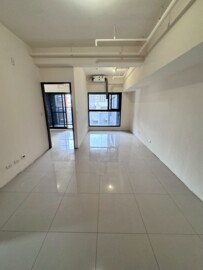 中正O8待售房屋