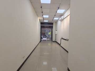 6太平市場.重慶.挑高4米2金店面 - Image 1