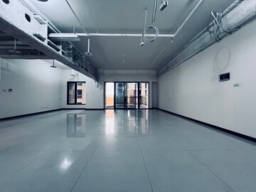東方富域待售房屋