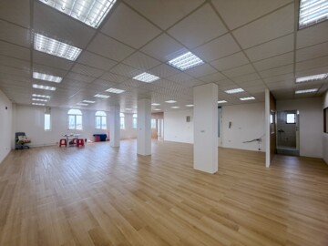 樂屋_國華路大樓待售房屋 國華路大樓待售房屋