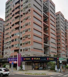 嘉義經國新城三角窗金店面 - Image 1