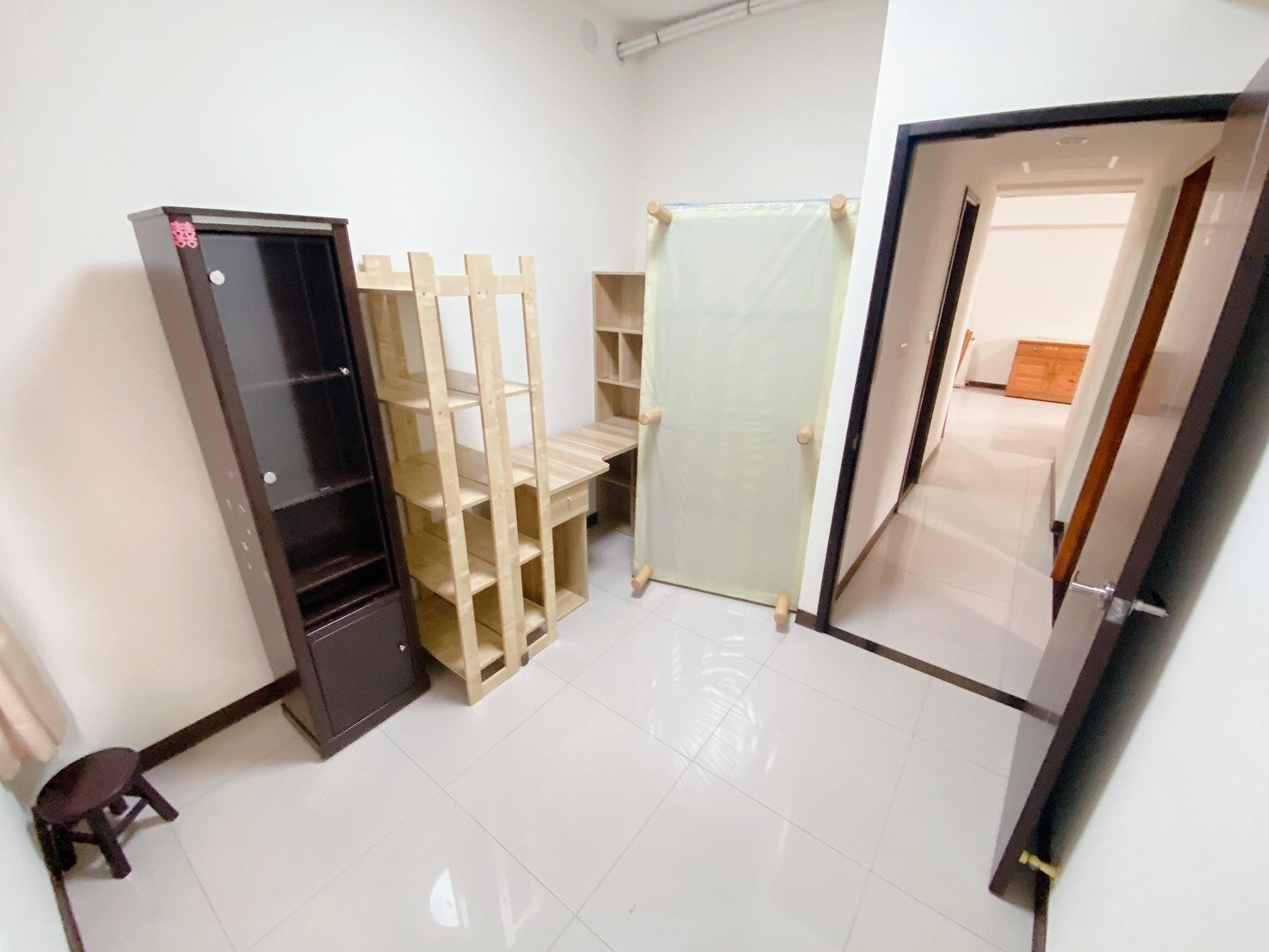 台中市南區悠森學待售房屋
