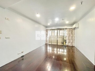 樂屋_凡爾賽皇家大廈待售房屋 凡爾賽皇家大廈待售房屋