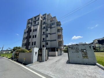 礁溪 電梯透天多間獨立大套房出租 - Image 1