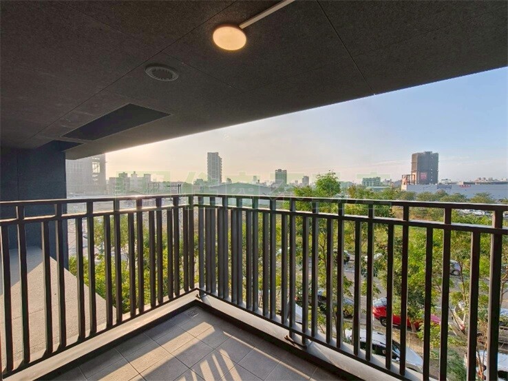 漢神洲際W三房平車